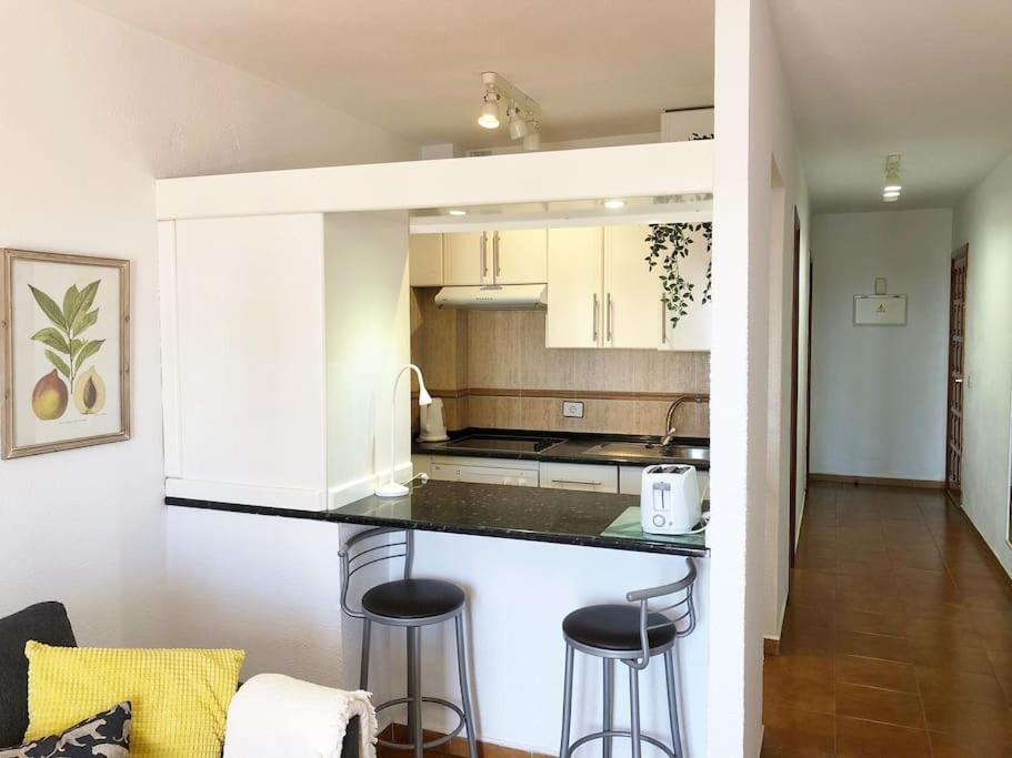 Apartamento Lucia Garden City Con Piscina Climatizada Playa Fanabe Exterior photo